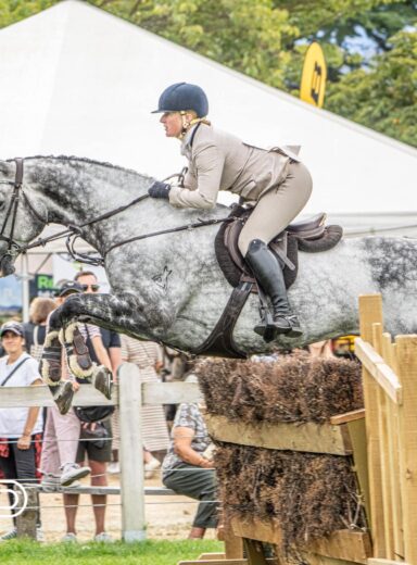Ashleigh and Sooty compete in the 2025 equestrian ring